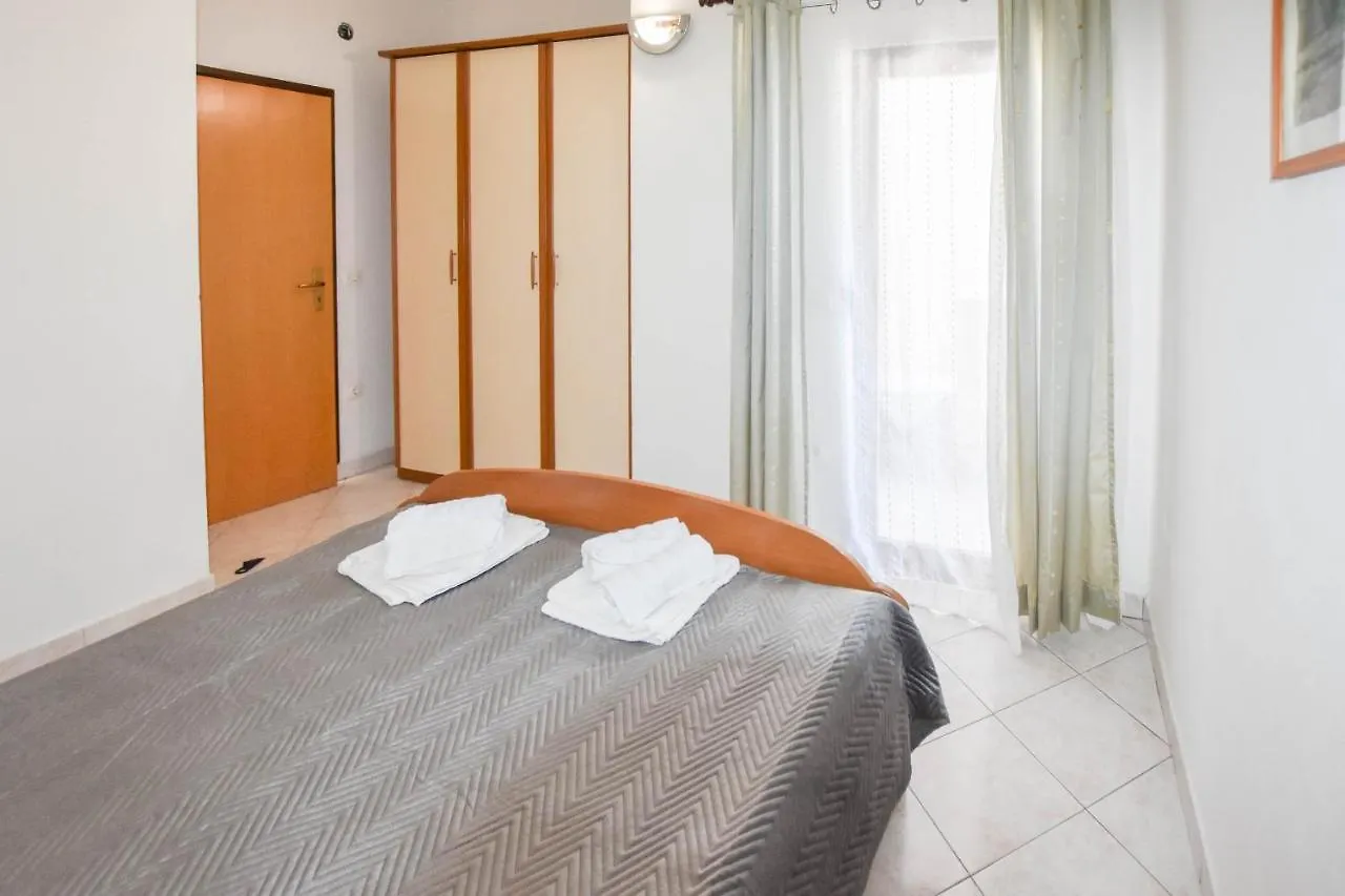 Apartments Ante Pakoštane