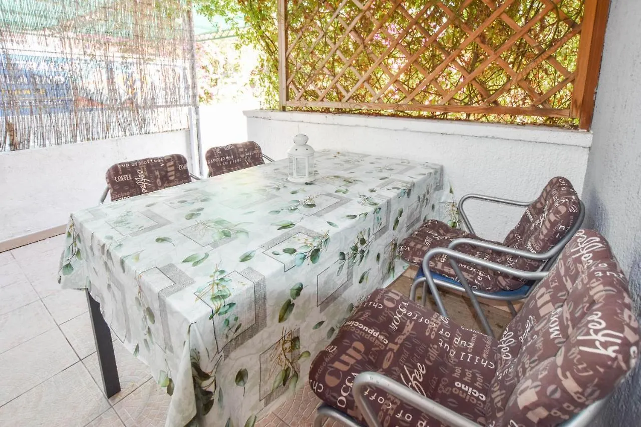 Apartments Ante Pakoštane Chorvatsko